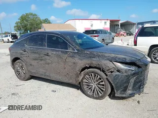 2024 Lexus RX 350 z VIN 2T2BAMCA9RC086862, wystawiony jako IAAI lot #41946004 z przebiegiem 6 664 mil mil oraz . Historia ofert i sprzedaży dostępna na DreamBid. Obrazek 13.