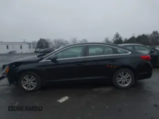 2015 Hyundai Sonata SE z VIN 5NPE24AF0FH174866, wystawiony jako IAAI lot #41114740 z przebiegiem 117 275 mil mil oraz . Historia ofert i sprzedaży dostępna na DreamBid. Obrazek 14.