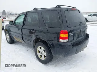 2007 Ford Escape Limited with VIN 1FMYU94147KA28554, listed as a IAAI auction lot 41599603 with 188,391 mi miles. Bid and sale history available at carsss.com. Image 3.