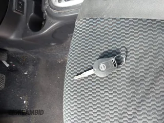 2017 Nissan Note SV z VIN 3N1CE2CP5HL357520, wystawiony jako IAAI lot #41991218 z przebiegiem 106 539 mil mil oraz . Historia ofert i sprzedaży dostępna na DreamBid. Obrazek 11.