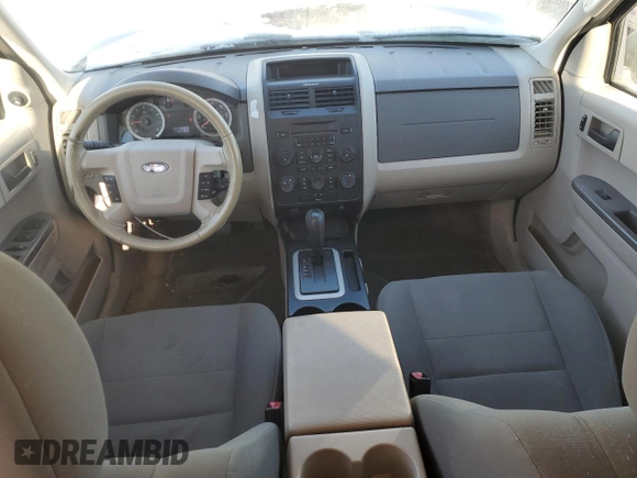 2010 Ford Escape XLS with VIN 1FMCU9C7XAKD34729, listed as a Copart auction lot 42009035 with 191,191 mi miles and Clean title. Bid and sale history available at DreamBid. Image 8.