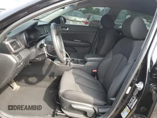 2017 Kia Optima LX z VIN 5XXGT4L36HG152748, wystawiony jako Copart lot #60788595 z przebiegiem 102 972 mil mil oraz Szkoda całkowita • Salvage title. Historia ofert i sprzedaży dostępna na DreamBid. Obrazek 7.