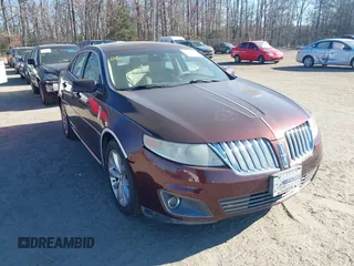 2009 Lincoln MKS with VIN 1LNHM94R19G611417, listed as a IAAI auction lot 41525775 with 198,077 mi miles. Bid and sale history available at carsss.com. Image 1.