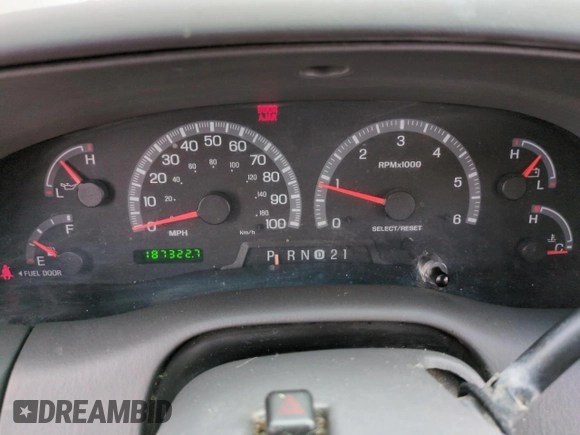 2002 Ford F-150 XLT with VIN 1FTRW08L62KD89268, listed as a Copart auction lot 45555235 with 187,322 mi miles and Salvage Title. Bid and sale history available at carsss.com. Image 9.
