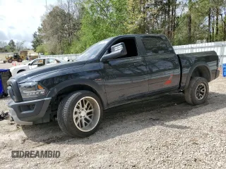 2015 Ram 1500 Rebel z VIN 1C6RR7YT3FS780133, wystawiony jako Copart lot #51484275 z przebiegiem 127 543 mil mil oraz Szkoda całkowita • Salvage title. Historia ofert i sprzedaży dostępna na DreamBid. Obrazek 1.
