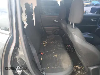 2018 Jeep Renegade Altitude z VIN ZACCJABB3JPH46887, wystawiony jako Copart lot #54758055 z przebiegiem 199 963 mil mil oraz Szkoda całkowita • Salvage title. Historia ofert i sprzedaży dostępna na DreamBid. Obrazek 11.