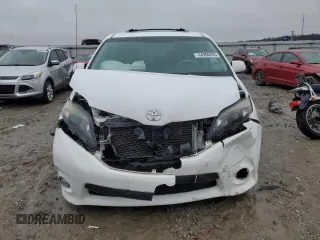 2011 Toyota Sienna SE with VIN 5TDXK3DC9BS075469, listed as a Copart auction lot 44900265 with 164,214 mi miles and Salvage Title. Bid and sale history available at carsss.com. Image 5.