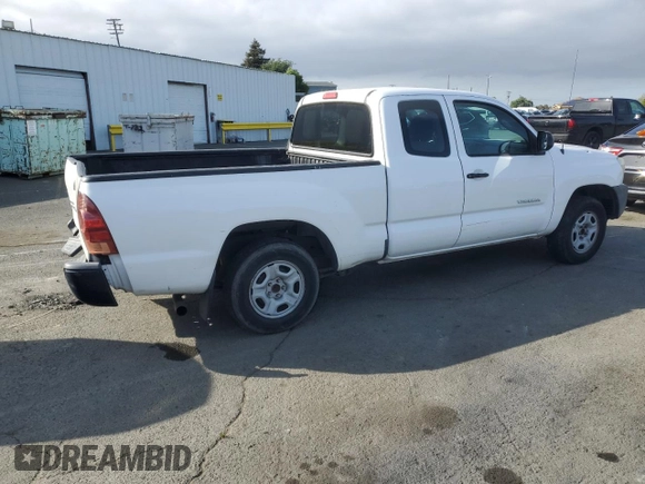 2013 Toyota Tacoma z VIN 5TFTX4CN3DX028556, wystawiony jako Copart lot #53155045 z przebiegiem 154 588 mil mil oraz Szkoda całkowita • Salvage title. Historia ofert i sprzedaży dostępna na DreamBid. Obrazek 3.