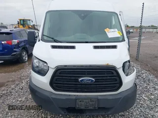 2019 Ford Transit с VIN 1FTYR2CM3KKB82948, выставлен на аукционе IAAI как лот 42338601 с пробегом 42 844 миль миль и . История ставок и продаж доступна на DreamBid. Изображение 12.