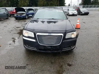 2014 Chrysler 300 with VIN 2C3CCAAG8EH320633, listed as a Copart auction lot 45215165 with 83,336 mi miles and Salvage Title. Bid and sale history available at carsss.com. Image 5.