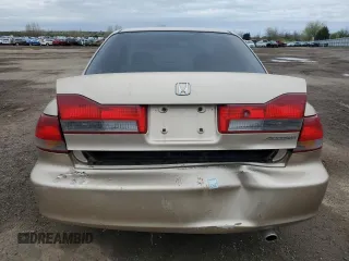 2001 Honda Accord LX z VIN 1HGCG56471A806768, wystawiony jako Copart lot #57066765 z przebiegiem 166 743 mil mil oraz Czysty tytuł • Clean title. Historia ofert i sprzedaży dostępna na DreamBid. Obrazek 6.
