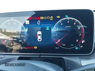 2024 Mercedes-Benz CLE 53 AMG z VIN W1KMJ6CB2RF030549, wystawiony jako IAAI lot #42158117 z przebiegiem 7903 mil mil oraz . Historia ofert i sprzedaży dostępna na DreamBid. Obrazek 7.