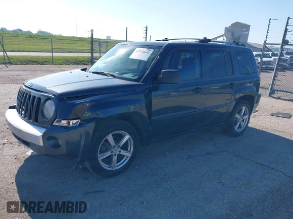 2007 Jeep Patriot Limited с VIN 1J8FF48W47D424723, выставлен на аукционе IAAI как лот 42266863 с пробегом 187 705 миль миль и . История ставок и продаж доступна на DreamBid. Изображение 17.