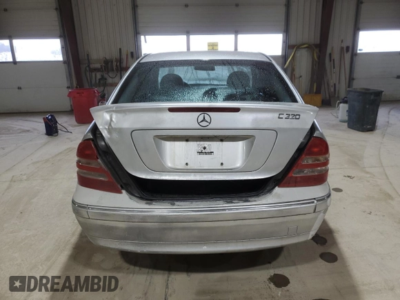 2002 Mercedes-Benz C 230/260/280/320 with VIN WDBRF64JX2E005125, listed as a Copart auction lot 45976765 with 257,456 mi miles and Salvage Title. Bid and sale history available at DreamBid. Image 6.