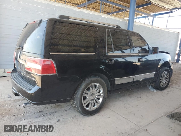 2007 Lincoln Navigator with VIN 5LMFU28507LJ24510, listed as a Copart auction lot 60922495 with 152,984 mi miles and Salvage title. Bid and sale history available at DreamBid. Image 3.