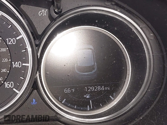 2018 Mazda CX-5 Grand Touring z VIN JM3KFADMXJ0311101, wystawiony jako IAAI lot #42163070 z przebiegiem 129 284 mil mil oraz . Historia ofert i sprzedaży dostępna na DreamBid. Obrazek 16.