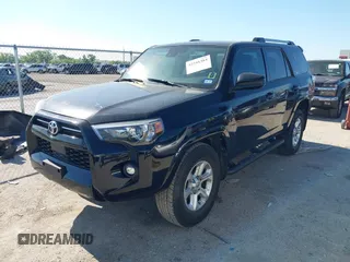 2021 Toyota 4Runner SR5 with VIN JTEEU5JR7M5242390, listed as a IAAI auction lot 42241384 with 43,695 mi miles and . Bid and sale history available at DreamBid. Image 18.