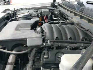 2018 Chevrolet Silverado 1500 LT z VIN 3GCUKREC5JG277050, wystawiony jako IAAI lot #42429935 z przebiegiem 151 652 mil mil oraz . Historia ofert i sprzedaży dostępna na DreamBid. Obrazek 19.