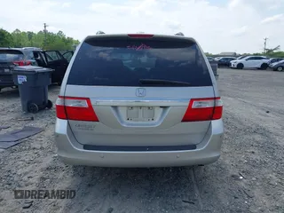 2006 Honda Odyssey Touring с VIN 5FNRL38816B012601, выставлен на аукционе IAAI как лот 42148571 с пробегом 278 590 миль миль и . История ставок и продаж доступна на DreamBid. Изображение 16.