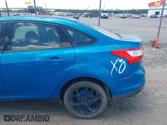2013 Ford Focus SE z VIN 1FADP3F29DL300041, wystawiony jako IAAI lot #42361903 z przebiegiem 160 537 mil mil oraz . Historia ofert i sprzedaży dostępna na DreamBid. Obrazek 12.