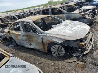 2024 Volkswagen Jetta S z VIN 3VW5M7BU5RM045638, wystawiony jako Copart lot #57215215 z przebiegiem Nie podano mil oraz Nie do naprawy • Non repairable. Historia ofert i sprzedaży dostępna na DreamBid. Obrazek 4.