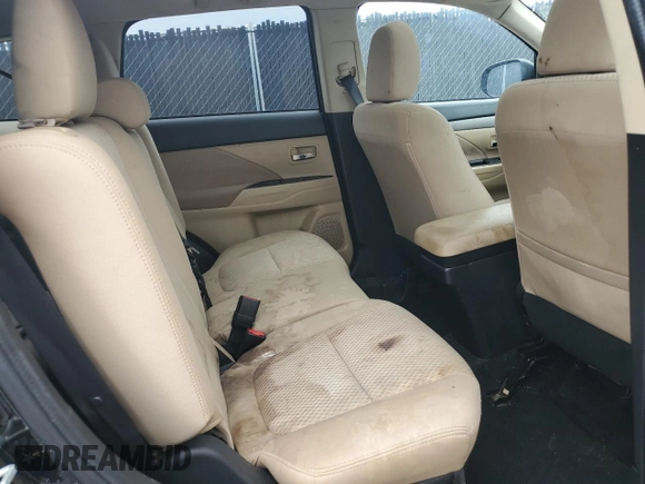 2018 Mitsubishi Outlander SE с VIN JA4AD3A37JZ016562, выставлен на аукционе Copart как лот 62950635 с пробегом 132 971 миль миль и Чистый • Clean title. История ставок и продаж доступна на DreamBid. Изображение 11.
