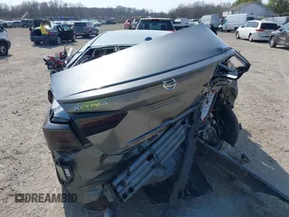 2019 Nissan Altima SL with VIN 1N4BL4EV1KC229547, listed as a IAAI auction lot 41810562 with 76,362 mi miles and . Bid and sale history available at DreamBid. Image 15.