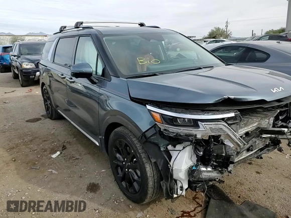 2022 Kia Carnival SX with VIN KNDNE5H33N6176726, listed as a Copart auction lot 80013124 with 14,936 mi miles and Salvage Title. Bid and sale history available at carsss.com. Image 11.