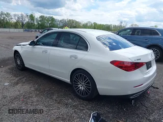 2023 Mercedes-Benz C 300 z VIN W1KAF4GBXPR094272, wystawiony jako IAAI lot #42168472 z przebiegiem 53 144 mil mil oraz . Historia ofert i sprzedaży dostępna na DreamBid. Obrazek 3.