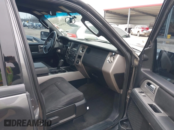 2017 Ford Expedition Max XLT z VIN 1FMJK1JT0HEA52848, wystawiony jako IAAI lot #41545414 z przebiegiem 159 362 mil mil oraz . Historia ofert i sprzedaży dostępna na DreamBid. Obrazek 5.