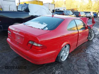 2000 Mercedes-Benz CLK 320/430 with VIN WDBLJ65G7YF151167, listed as a IAAI auction lot 41566614 with 108,588 mi miles and . Bid and sale history available at DreamBid. Image 4.