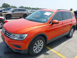 2019 Volkswagen Tiguan SE with VIN 3VV3B7AX4KM045617, listed as a IAAI auction lot 42295749 with 79,339 mi miles and . Bid and sale history available at DreamBid. Image 18.
