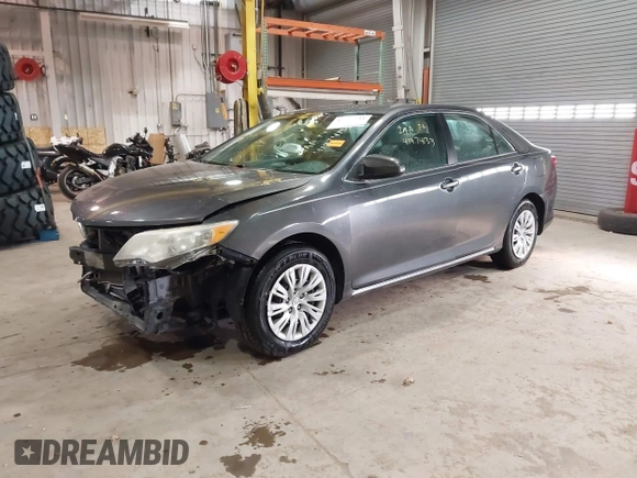 2013 Toyota Camry L with VIN 4T4BF1FK2DR286536, listed as a IAAI auction lot 41974133 with 122,064 mi miles. Bid and sale history available at carsss.com. Image 2.