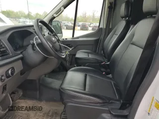 2021 Ford Transit Cargo z VIN 1FTBR1X84MKA46389, wystawiony jako Copart lot #58608695 z przebiegiem 72 951 mil mil oraz Szkody całkowita. Historia ofert i sprzedaży dostępna na DreamBid. Obrazek 7.