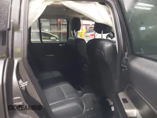 2017 Jeep Compass High Altitude with VIN 1C4NJDEB6HD192808, listed as a IAAI auction lot 41287965 with 68,357 mi miles. Bid and sale history available at carsss.com. Image 8.