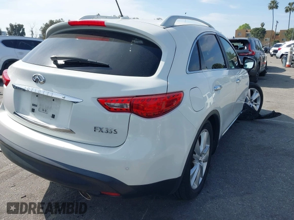 2012 Infiniti FX35 with VIN JN8AS1MU8CM122544, listed as a IAAI auction lot 41607649 with 152,415 mi miles. Bid and sale history available at carsss.com. Image 4.