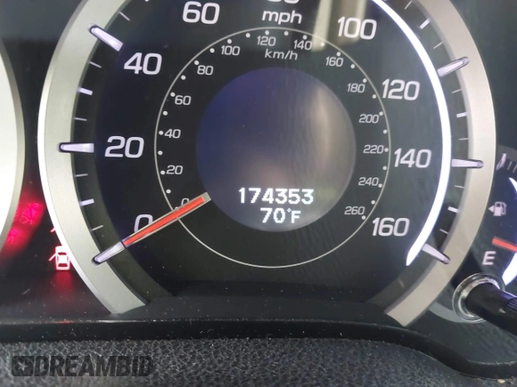 2013 Acura TSX Technology with VIN JH4CU2F6XDC012071, listed as a IAAI auction lot 42213445 with 174,353 mi miles and . Bid and sale history available at DreamBid. Image 15.