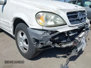 2002 Mercedes-Benz M 320/430/500 с VIN 4JGAB54EX2A370687, выставлен на аукционе IAAI как лот 42215662 с пробегом 147 096 миль миль и . История ставок и продаж доступна на DreamBid. Изображение 13.