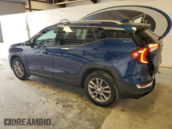 2023 GMC Terrain SLT z VIN 3GKALPEG0PL165445, wystawiony jako Copart lot #54266665 z przebiegiem 64 596 mil mil oraz Czysty tytuł • Clean title. Historia ofert i sprzedaży dostępna na DreamBid. Obrazek 2.
