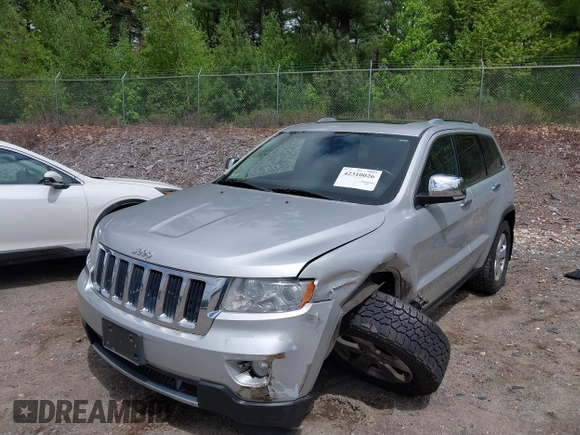 2011 Jeep Grand Cherokee Limited with VIN 1J4RR5GG6BC723134, listed as a IAAI auction lot 42310026 with 117,344 mi miles and . Bid and sale history available at DreamBid. Image 2.