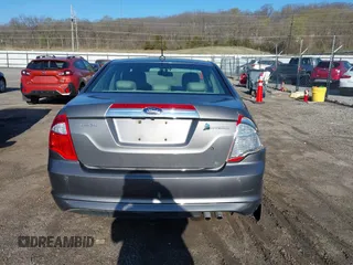 2010 Ford Fusion Hybrid z VIN 3FADP0L35AR423330, wystawiony jako IAAI lot #41972619 z przebiegiem 154 026 mil mil oraz . Historia ofert i sprzedaży dostępna na DreamBid. Obrazek 16.