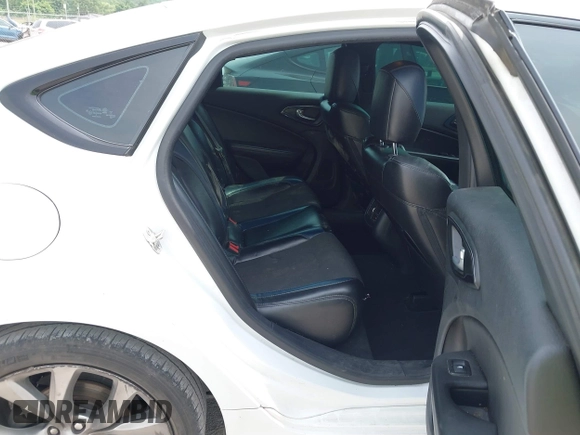 2015 Chrysler 200 S with VIN 1C3CCCBB1FN566088, listed as a IAAI auction lot 42406892 with 155,523 mi miles and . Bid and sale history available at DreamBid. Image 8.