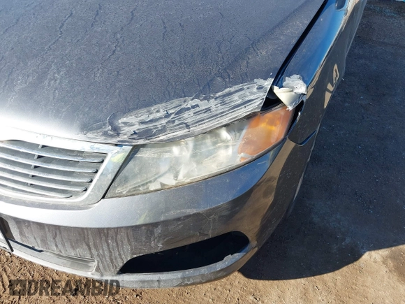 2009 Kia Optima LX with VIN KNAGE228395361458, listed as a IAAI auction lot 41418800 with 182,220 mi miles. Bid and sale history available at carsss.com. Image 6.