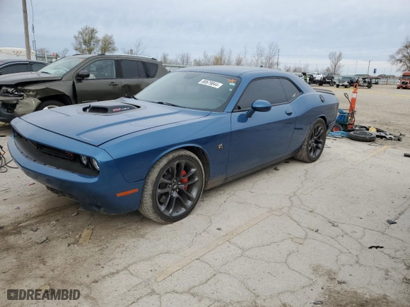 2020 Dodge Challenger R/T Scat Pack with VIN 2C3CDZFJ9LH146665, listed as a Copart auction lot 80679844 with 35,593 mi miles and Salvage Title. Bid and sale history available at carsss.com. Image 1.
