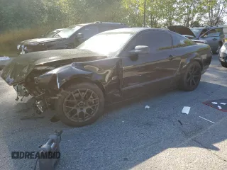 2005 Ford Mustang GT Deluxe z VIN 1ZVFT82H955236222, wystawiony jako Copart lot #59231895 z przebiegiem Nie podano mil oraz Szkoda całkowita • Salvage title. Historia ofert i sprzedaży dostępna na DreamBid. Obrazek 1.