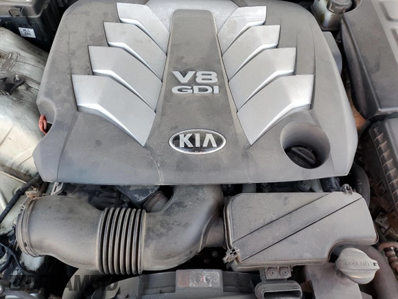 2016 Kia K900 Luxury with VIN KNALW4D41G6031150, listed as a Copart auction lot 84642644 with 128,068 mi miles and Salvage Title. Bid and sale history available at carsss.com. Image 13.