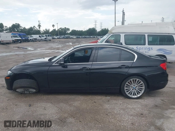2013 BMW 3 Series 335i xDrive with VIN WBA3B9C55DF140287, listed as a IAAI auction lot 42658681 with 111,086 mi miles and . Bid and sale history available at DreamBid. Image 14.