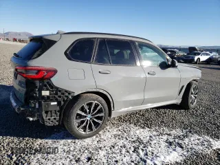 2022 BMW X5 xDrive45e with VIN 5UXTA6C09N9L99811, listed as a Copart auction lot 89264535 with 45,952 mi miles and Salvage Title. Bid and sale history available at carsss.com. Image 3.