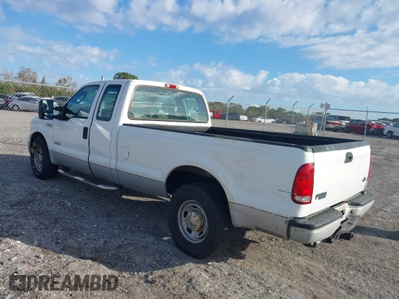 2005 Ford F-250 XL with VIN 1FTSX20P55EB64948, listed as a IAAI auction lot 41579748 with 349,258 mi miles and . Bid and sale history available at DreamBid. Image 3.