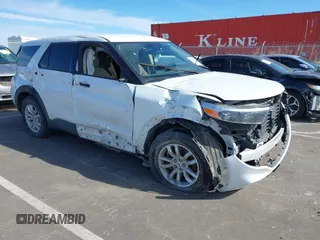 2020 Ford Explorer with VIN 1FMSK8BH3LGC46889, listed as a IAAI auction lot 41661584 with 77,543 mi miles. Bid and sale history available at carsss.com. Image 1.